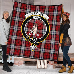Brodie Dress Tartan Crest Quilt