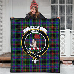 Brodie Hunting Modern Tartan Crest Quilt