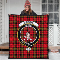 Brodie Modern Tartan Crest Quilt