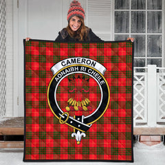Cameron Modern Tartan Crest Quilt
