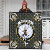 Davidson Tulloch Dress Tartan Crest Premium Quilt - Gold Thistle Style