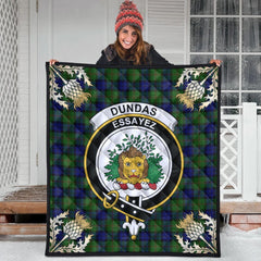 Dundas Modern Tartan Crest Premium Quilt - Gold Thistle Style