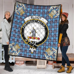 Elliot Ancient Tartan Crest Premium Quilt - Gold Thistle Style