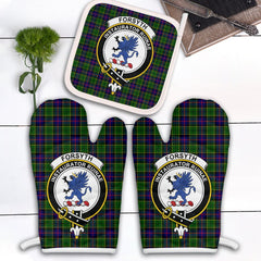 Forsyth Modern Tartan Crest Oven Mitt And Pot Holder (2 Oven Mitts + 1 Pot Holder)