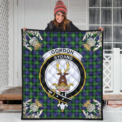 Gordon Modern Tartan Crest Premium Quilt - Gold Thistle Style