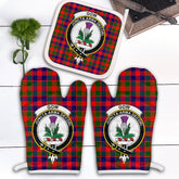 Gow Of Skeoch Tartan Crest Oven Mitt And Pot Holder (2 Oven Mitts + 1 Pot Holder)