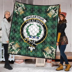 MacArthur Ancient Tartan Crest Premium Quilt - Gold Thistle Style
