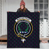 MacArthur of Milton Hunting Tartan Crest Quilt