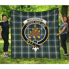 MacKenzie Dress Tartan Crest Quilt