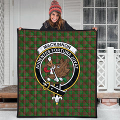 MacKinnon Hunting Modern Tartan Crest Quilt