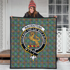MacKintosh Hunting Ancient Tartan Crest Quilt
