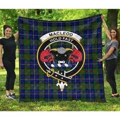 MacLeod of Harris Family Modern Tartan Crest Quilt
