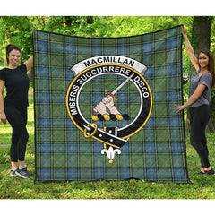 MacMillan Hunting Ancient Family Tartan Crest Quilt