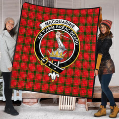 MacQuarrie Modern Tartan Crest Quilt