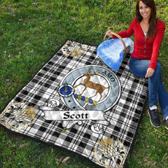 Scott Black White Modern Tartan Crest Premium Quilt - Gold Thistle Style