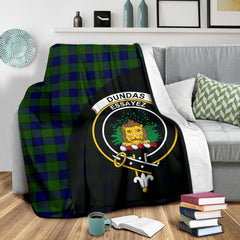 Dundas Modern Tartan Crest Blanket Wave Style