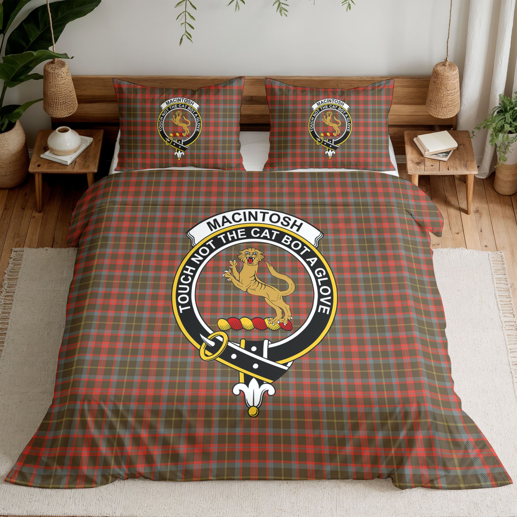 MacIntosh Hunting Weathered Tartan Crest Bedding Set