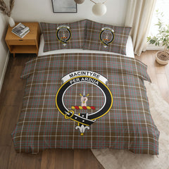 MacIntyre Hunting Weathered Tartan Crest Bedding Set