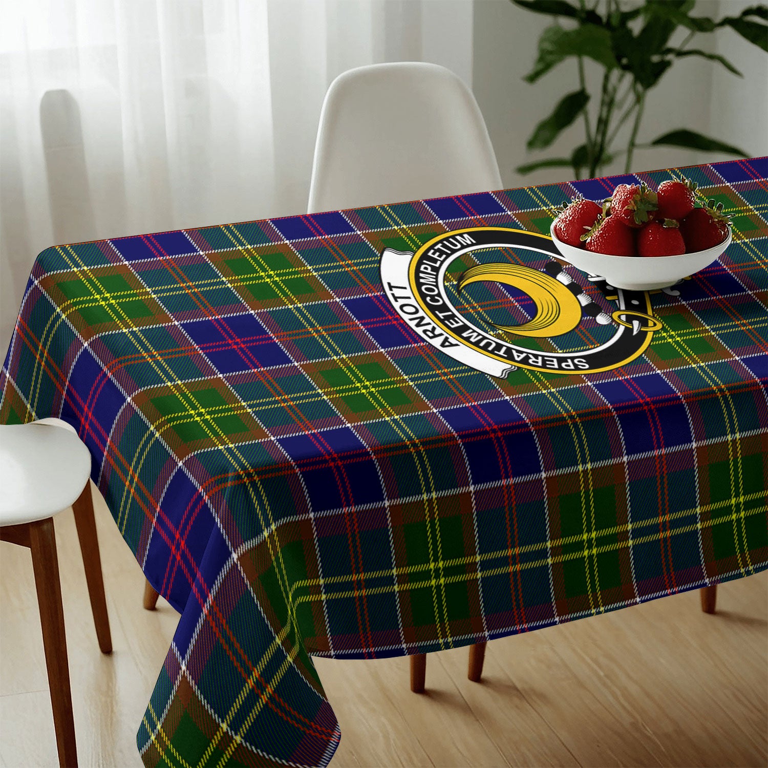 Arnott Tartan Crest Tablecloth