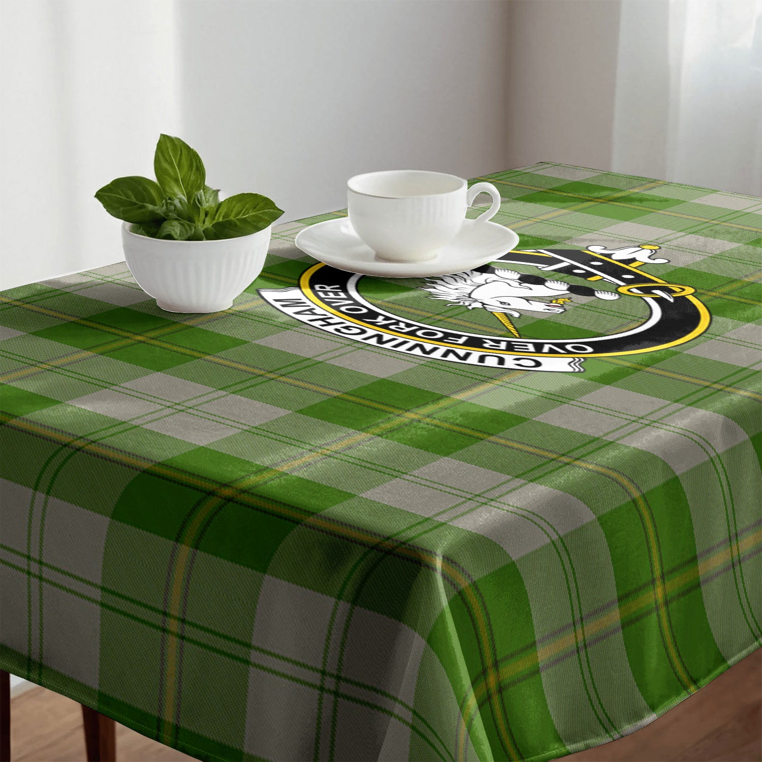 Cunningham Dress Green Dancers Tartan Crest Tablecloth