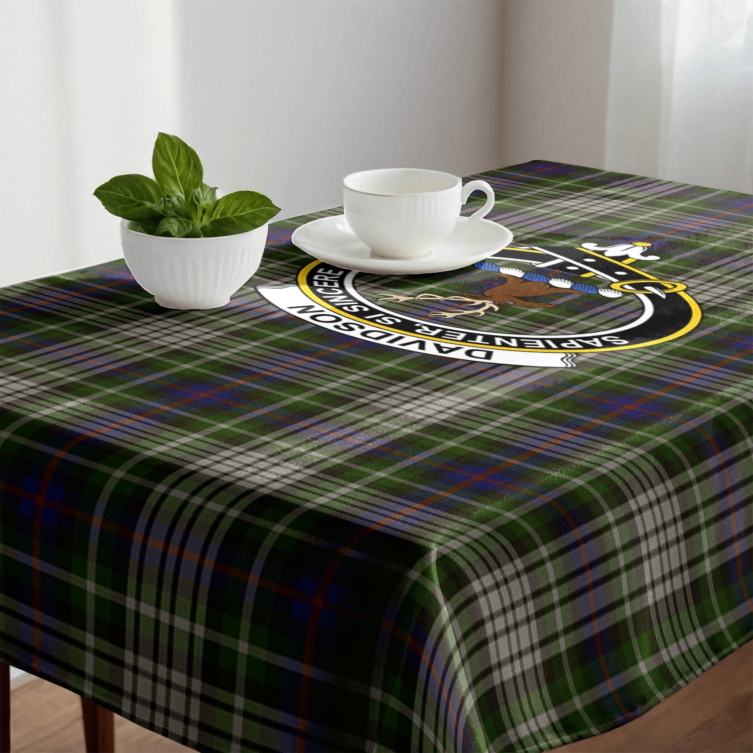 Davidson Tulloch Dress Tartan Crest Tablecloth