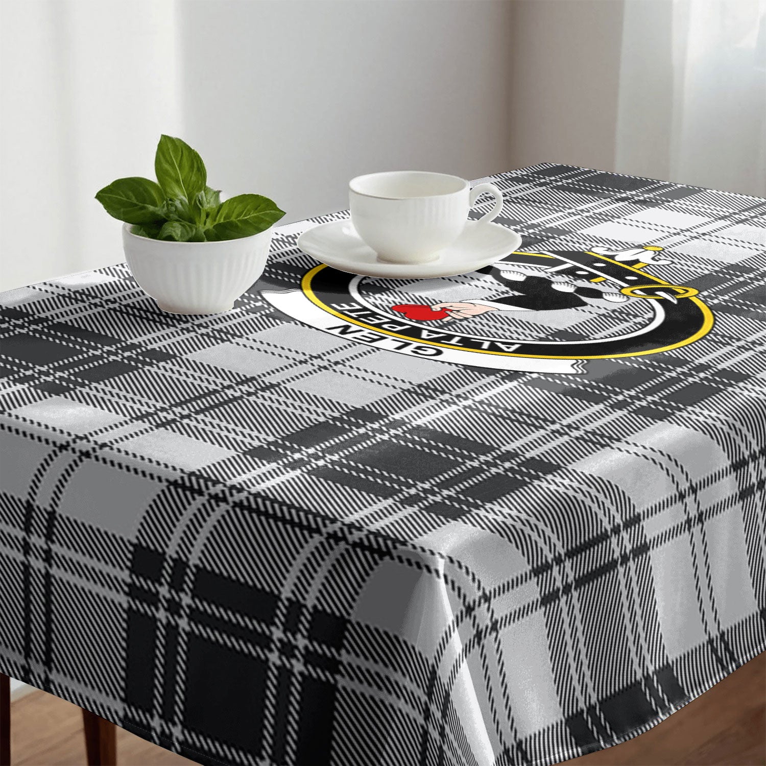 Glen Tartan Crest Tablecloth