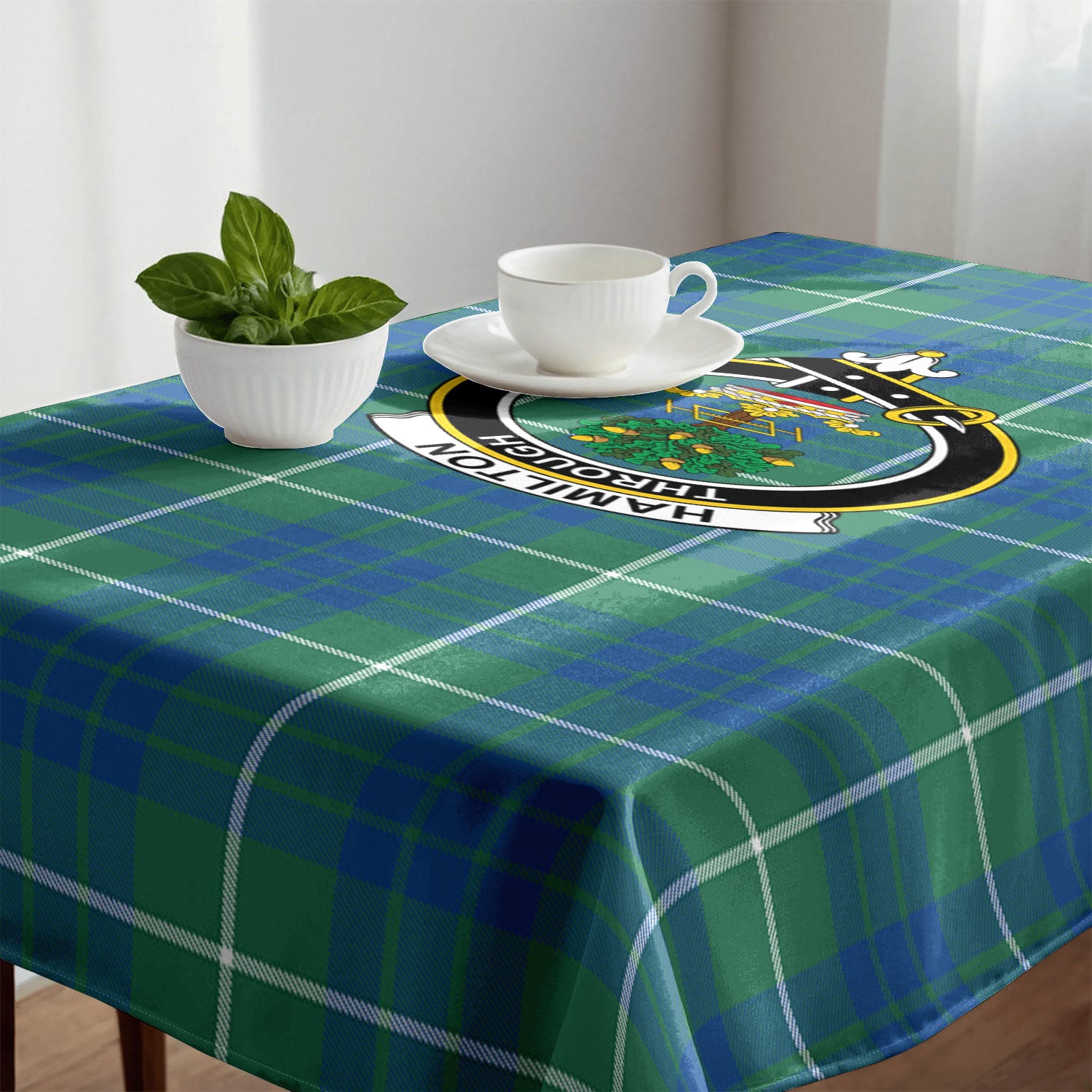 Hamilton Hunting Ancient Tartan Crest Tablecloth