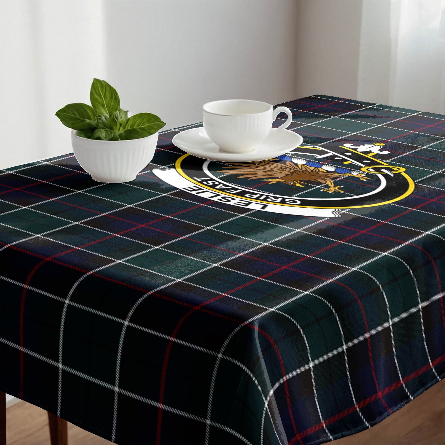 Leslie Hunting Modern Tartan Crest Tablecloth