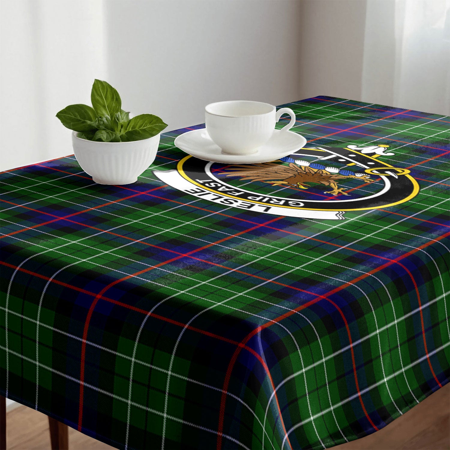 Leslie Hunting Tartan Crest Tablecloth