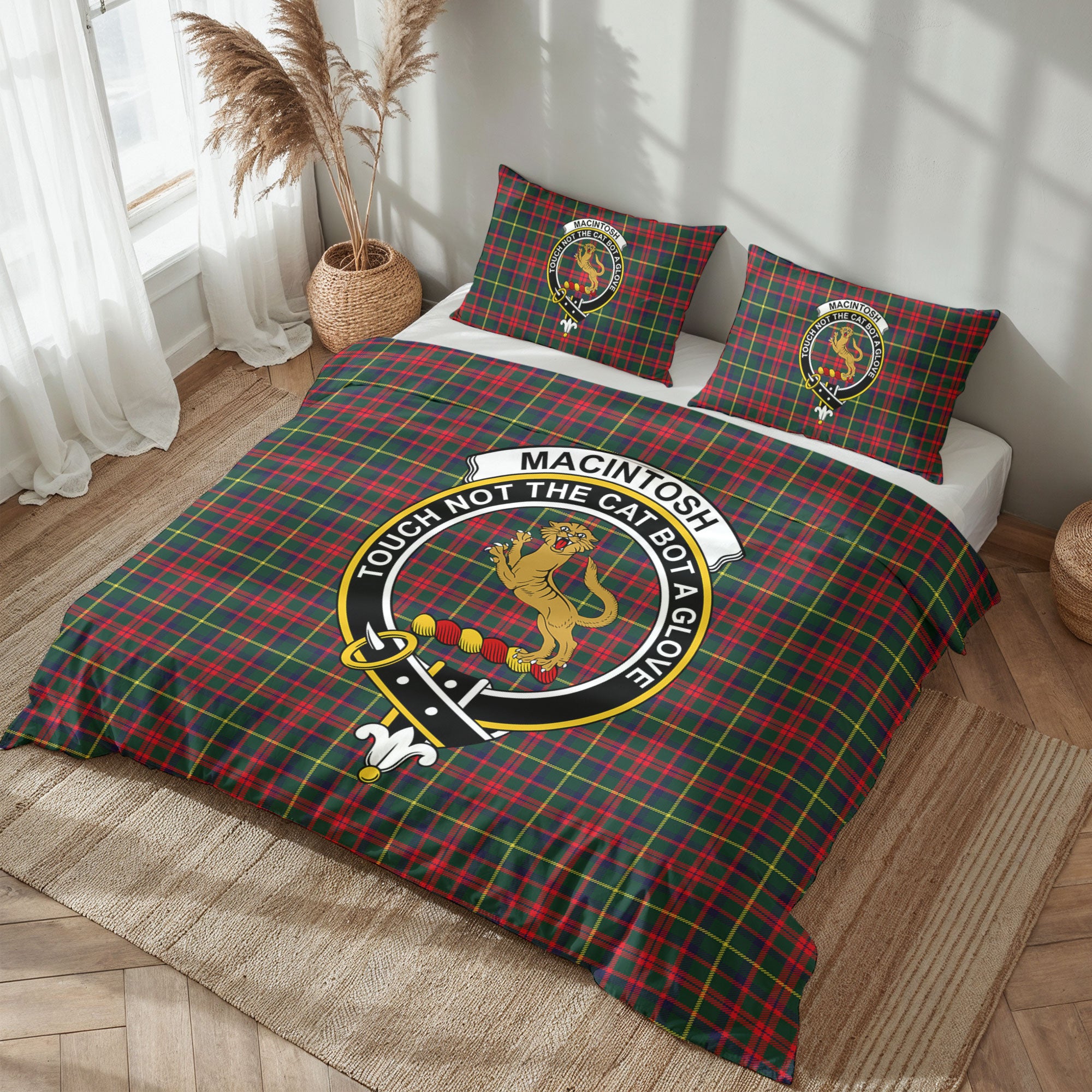 MacIntosh Hunting Modern Tartan Crest Bedding Set