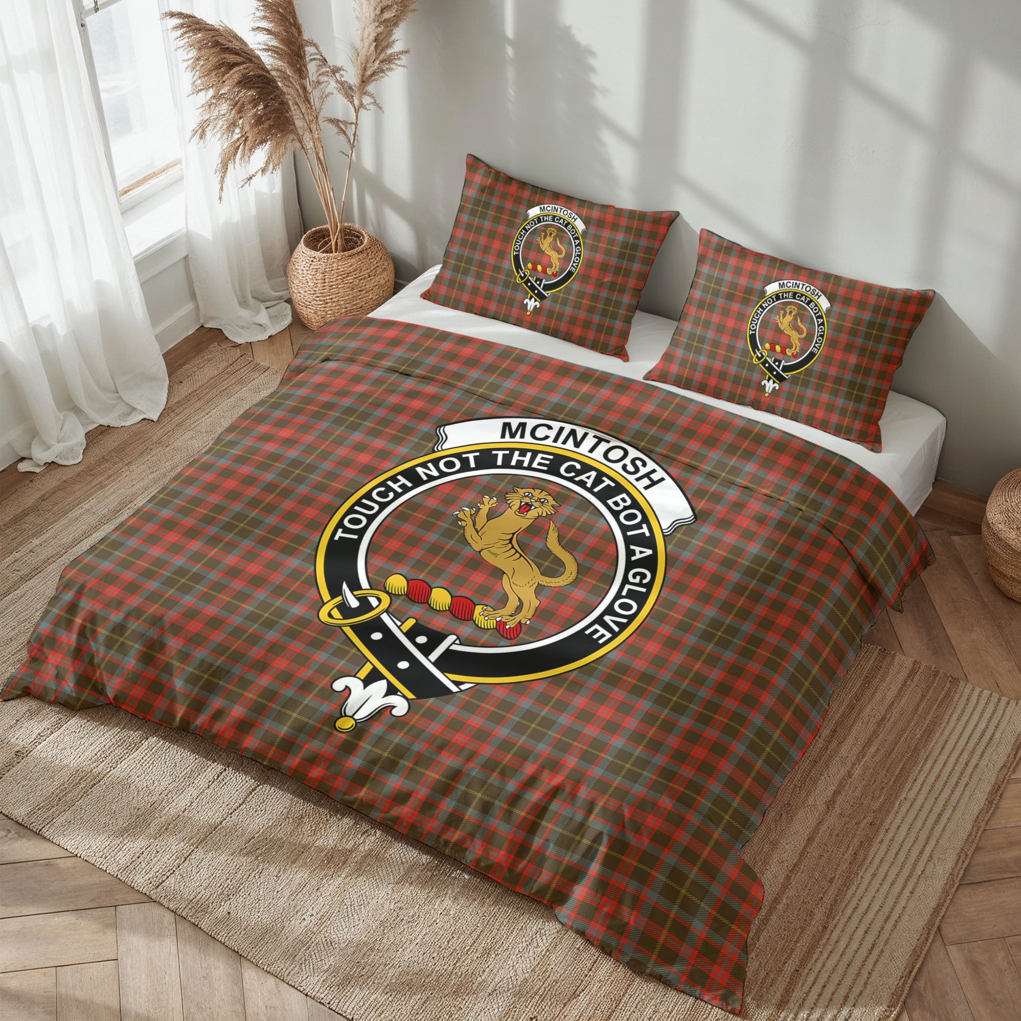 McIntosh Hunting Weathered Tartan Crest Bedding Set