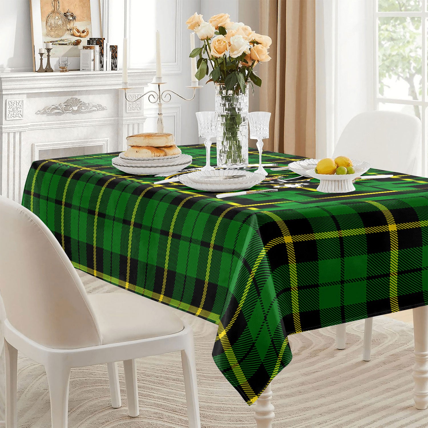 Wallace Hunting Modern Tartan Crest Tablecloth