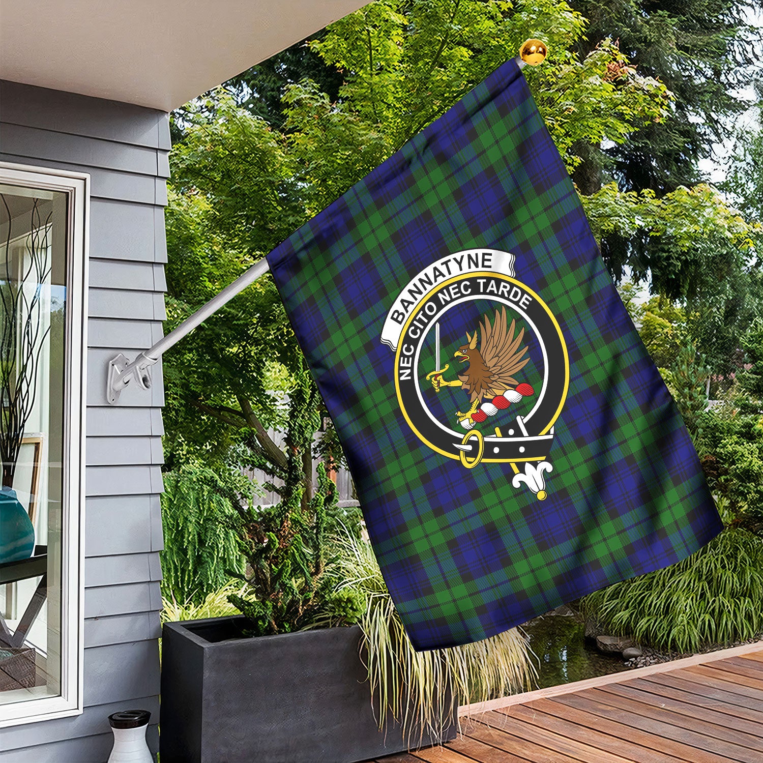 Bannatyne Tartan Crest Garden Flag