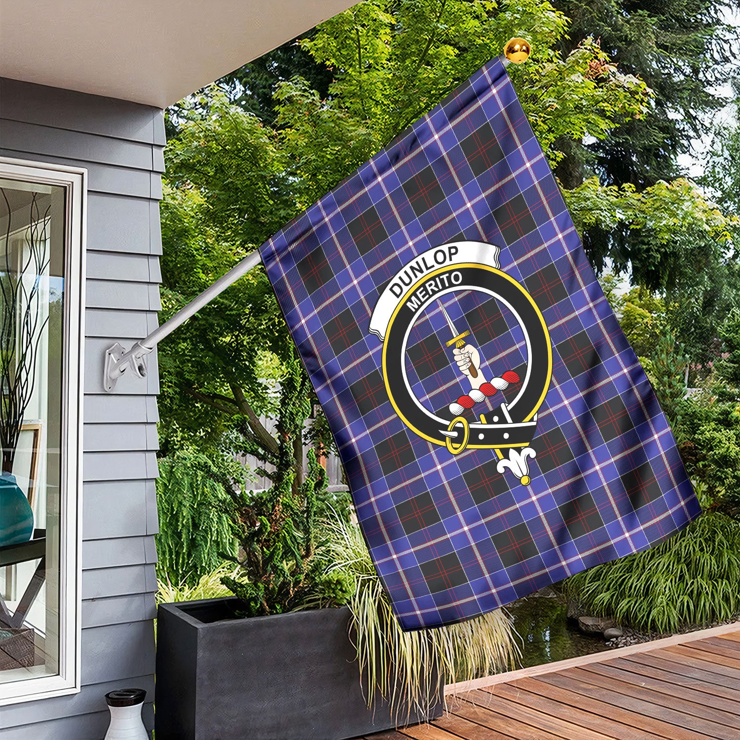Dunlop Modern Tartan Crest Garden Flag