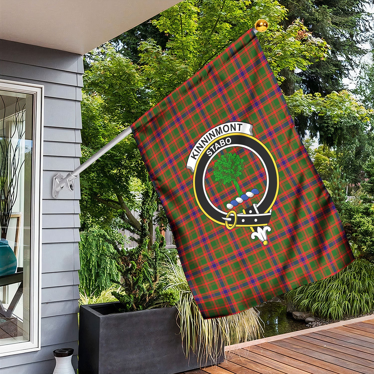 Kinninmont Tartan Crest Garden Flag