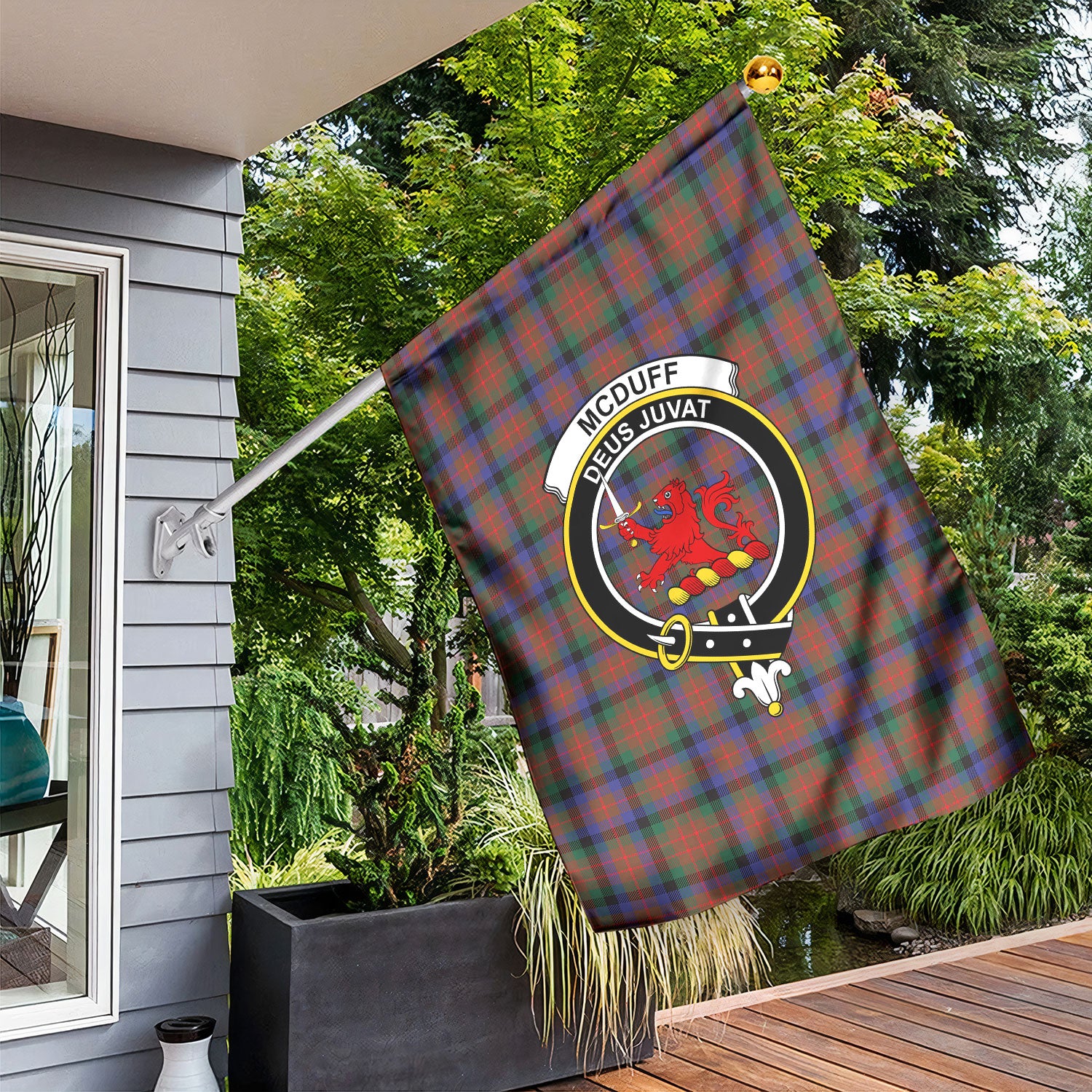 McDuff Hunting Modern Tartan Crest Garden Flag