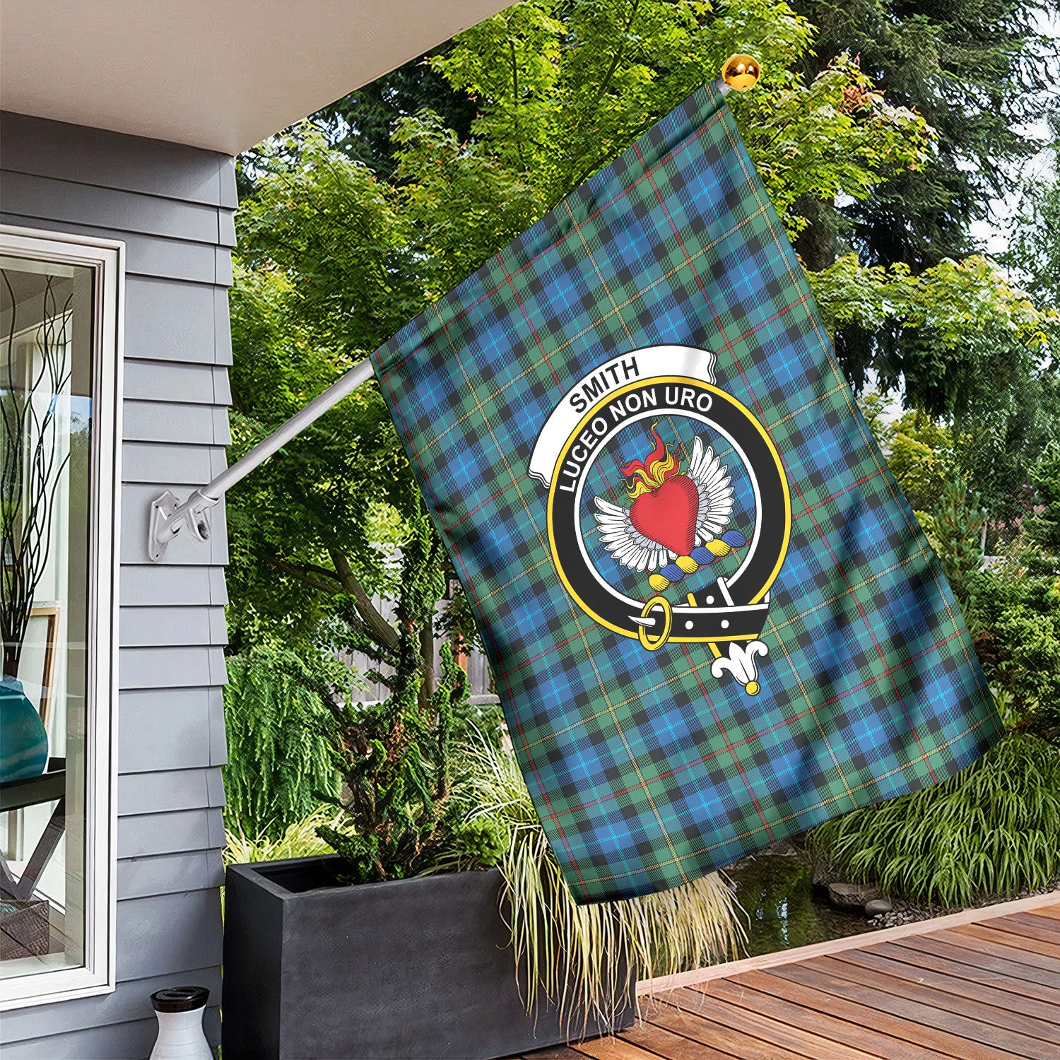 Smith Ancient Tartan Crest Garden Flag