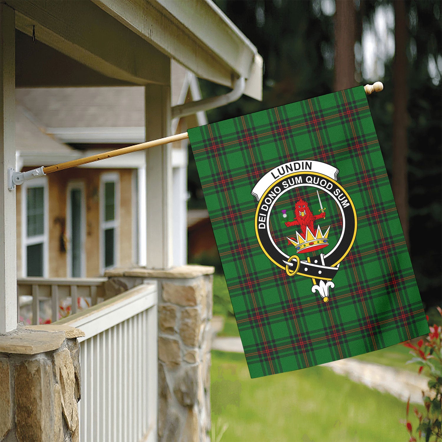 Lundin Tartan Crest Garden Flag