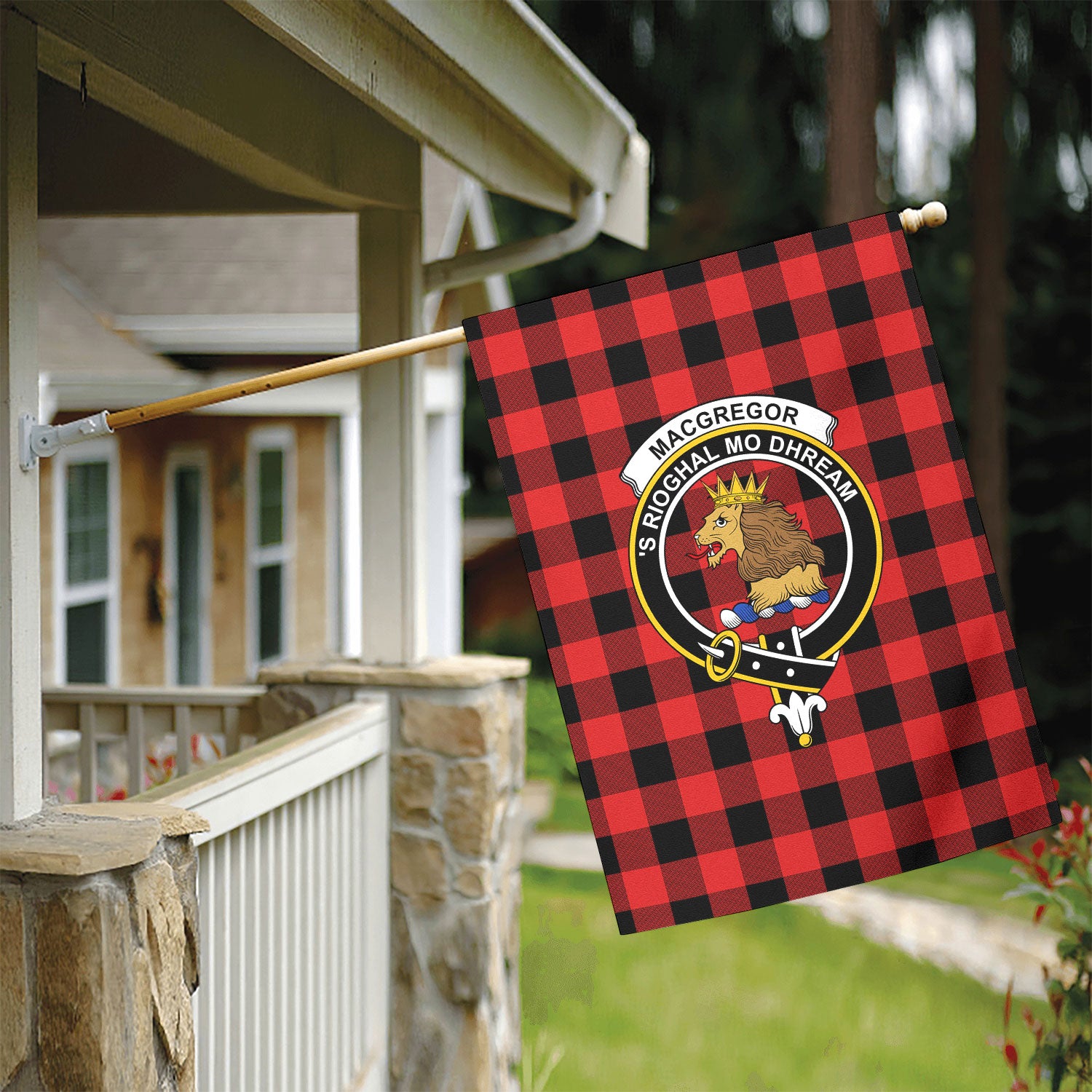 MacGregor Rob Roy Modern Tartan Crest Garden Flag