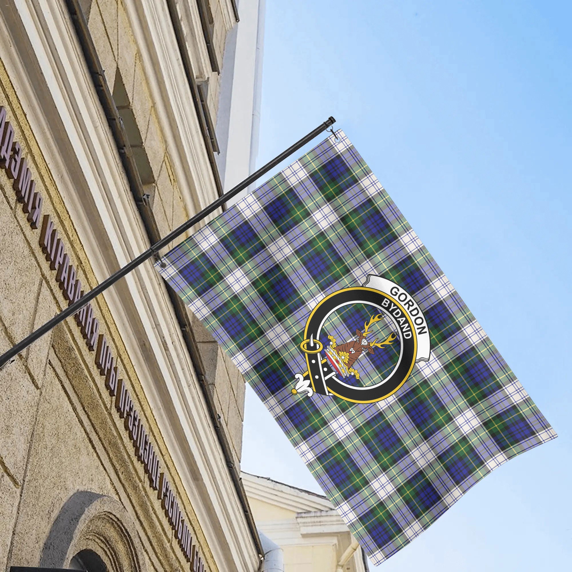Gordon Dress Modern Tartan Crest House Flag