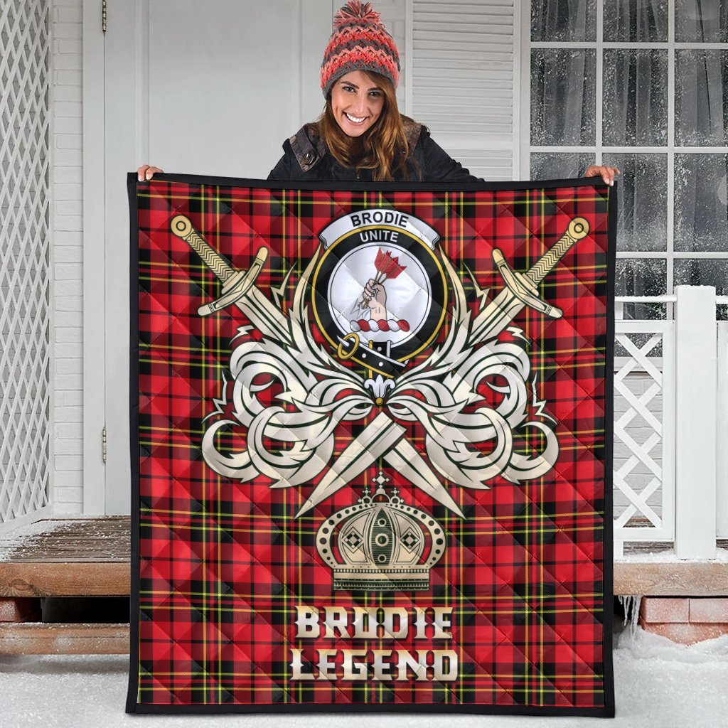 Brodie Modern Tartan Crest Legend Gold Royal Premium Quilt