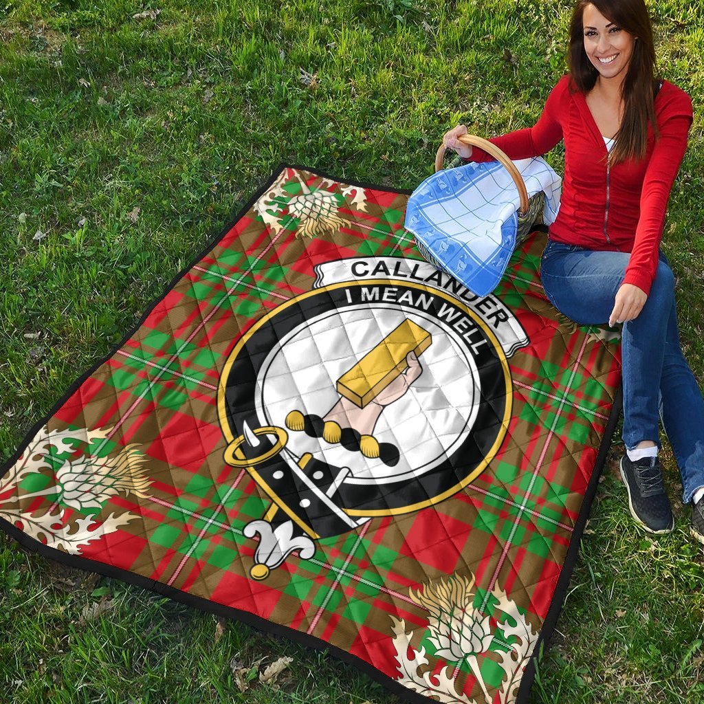 Callander Modern Tartan Crest Premium Quilt - Gold Thistle Style