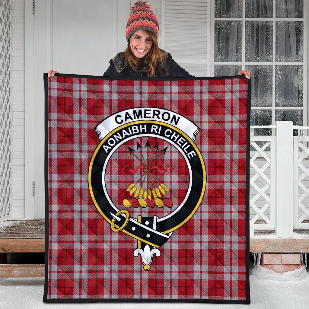 Cameron Hose Tartan Crest Quilt