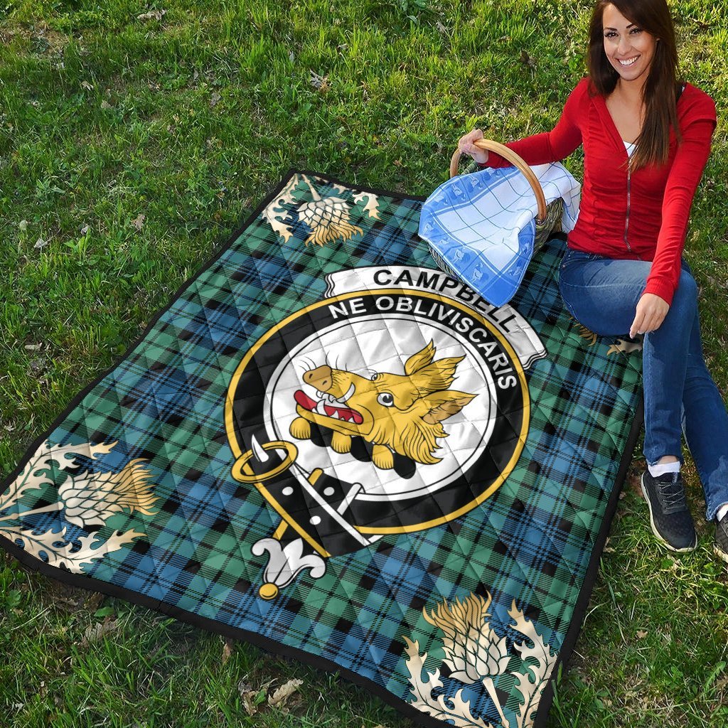 Campbell Ancient 01 Tartan Crest Premium Quilt - Gold Thistle Style