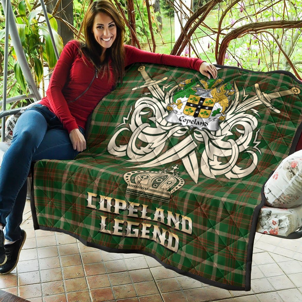 Copeland Tartan Crest Legend Gold Royal Premium Quilt