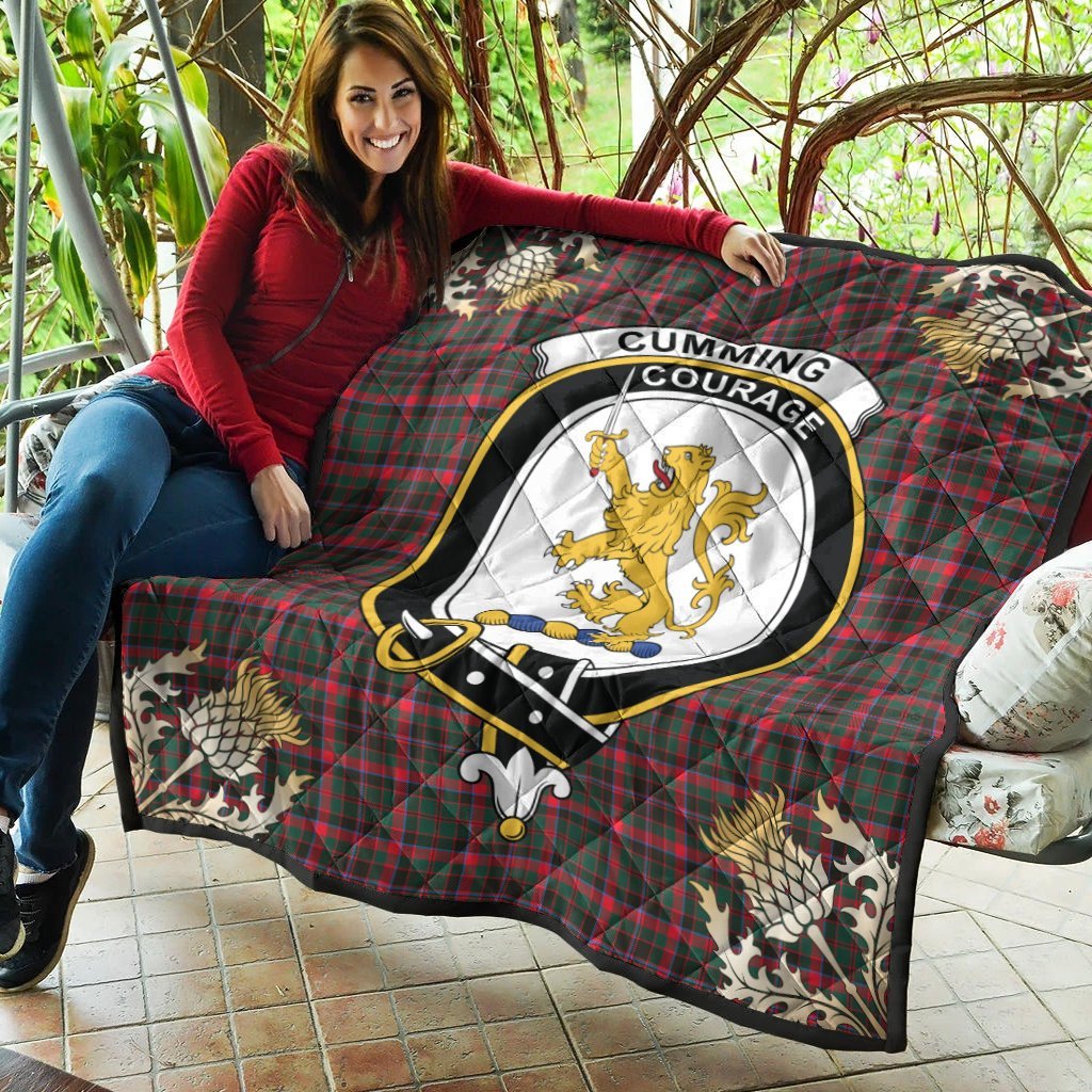 Cumming Hunting Modern Tartan Crest Premium Quilt - Gold Thistle Style