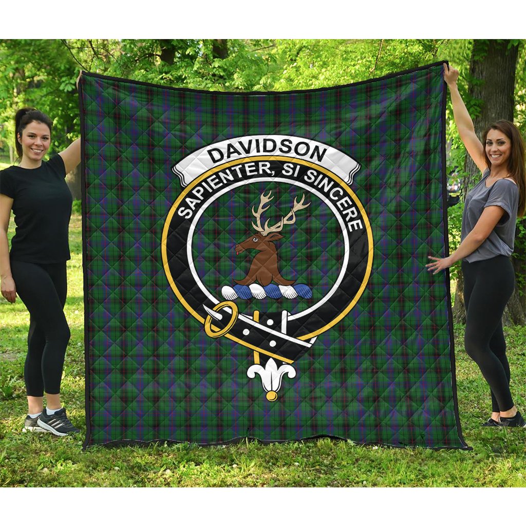 Davidson Tartan Crest Quilt