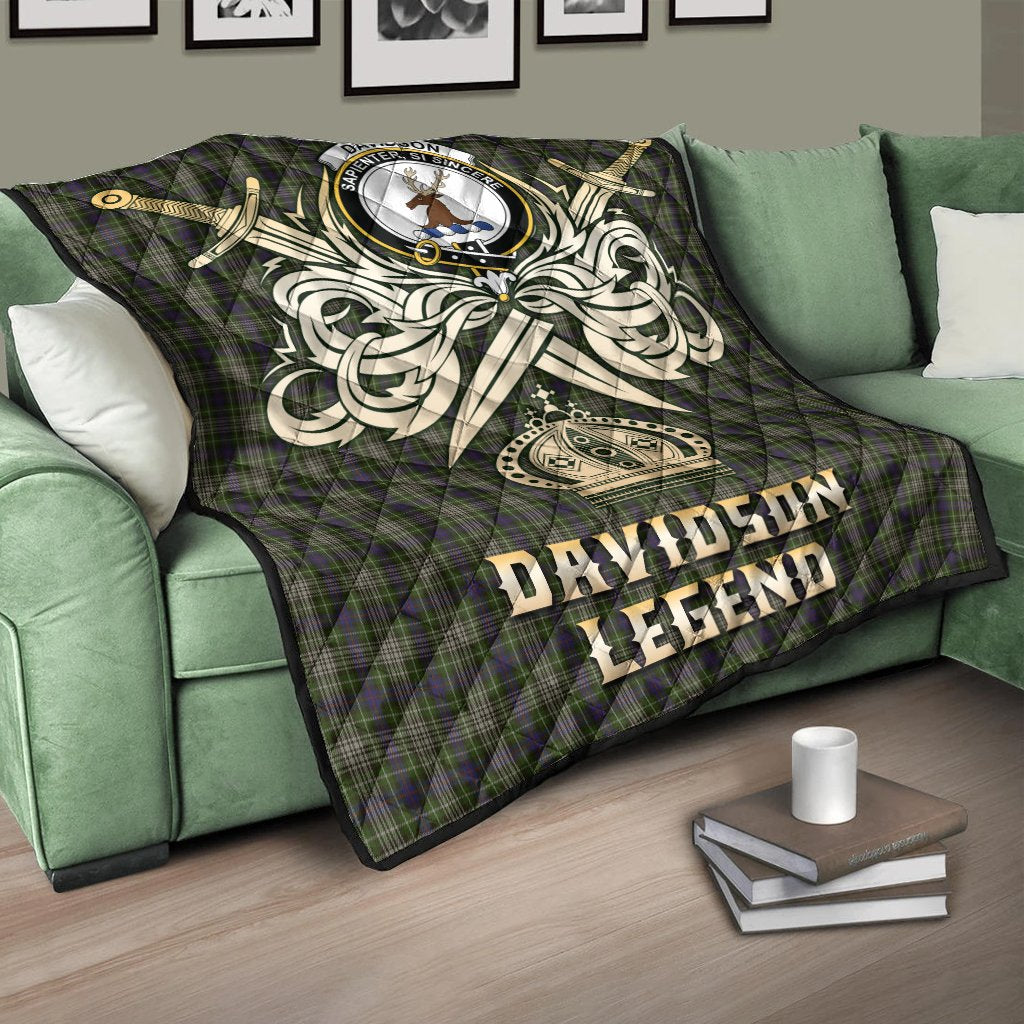 Davidson Tulloch Dress Tartan Crest Legend Gold Royal Premium Quilt