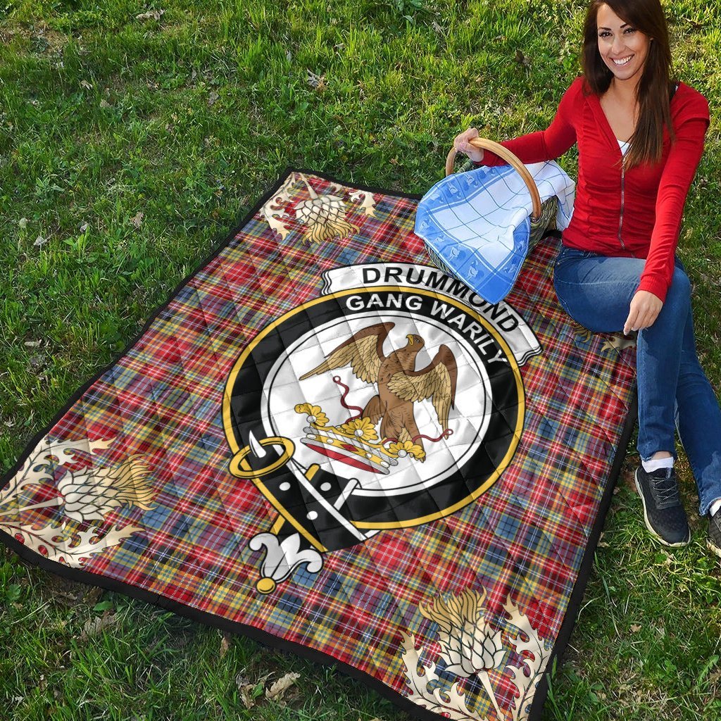 Drummond of Strathallan Tartan Crest Premium Quilt - Gold Thistle Style