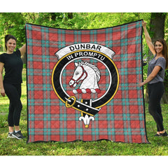 Dunbar Ancient Tartan Crest Quilt